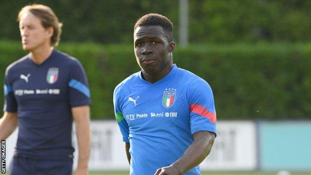 Wilfried Gnonto in training