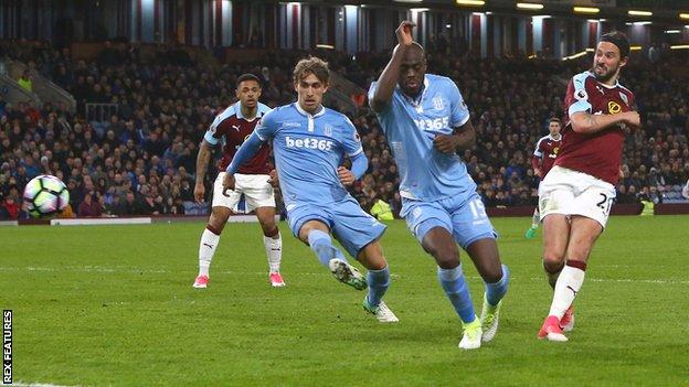 Burnley 1-0 Stoke City - Bbc Sport