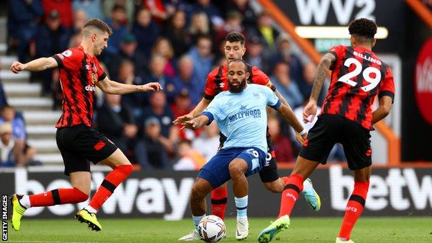 Bournemouth 0-0 Brentford: Stalemate in first top-flight meeting between  sides - BBC Sport