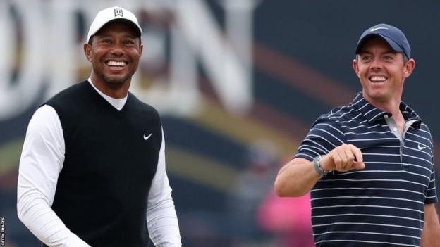 Tiger Woods and Rory McIlroy at St Andrews in 2022