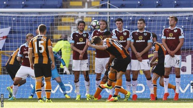 Robert Snodgrass scored his third goal of the season for Hull City with his late free-kick