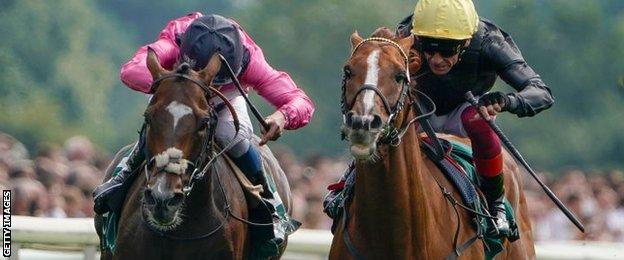 Spanish Mission (left) and Stradivarius (right) fought out the finish of the day at York