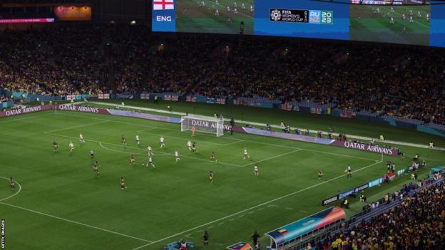 England bushed  Colombia astatine  a packed Stadium Australia successful  Sydney successful  their quarter-final