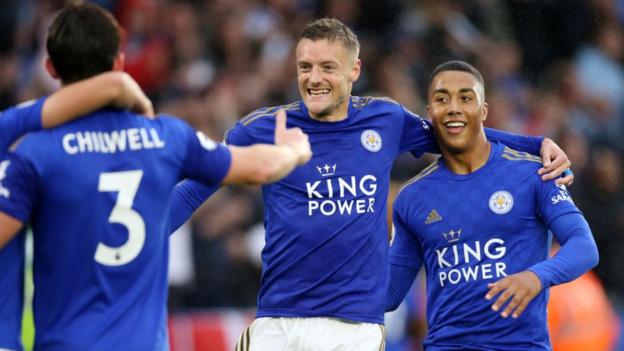 Vardy scores two as Leicester hammer 10-man Newcastle