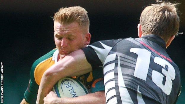 Drug Bans For Welsh Rugby Players Owen Morgan And Greg Roberts Bbc Sport