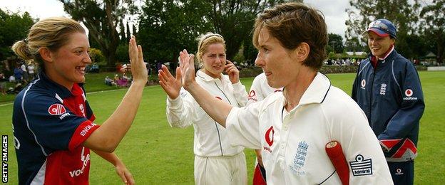 Claire Taylor (centre) is congratulated by Sarah Taylor after the Ashes win in Bowral in 2008