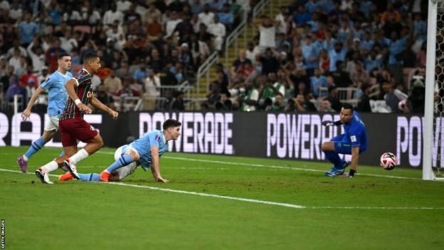 Julian Alvarez scores for Manchester City against Fluminense