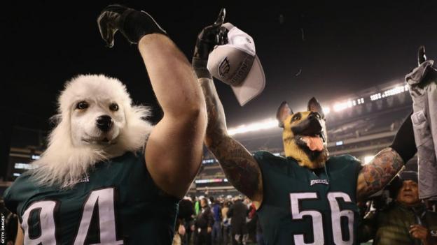 Philadelphia Eagles players wearing dog masks in 2018