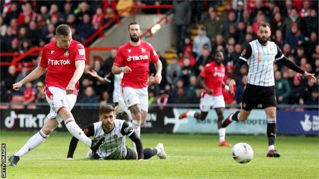 Wrexham 3-2 Notts County: Lee goal and late Foster penalty save sees ...