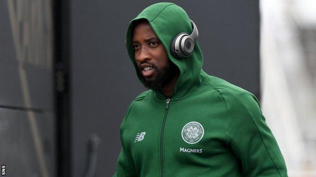 Moussa Dembele at Glasgow airport on Sunday as Celtic flew out to Athens