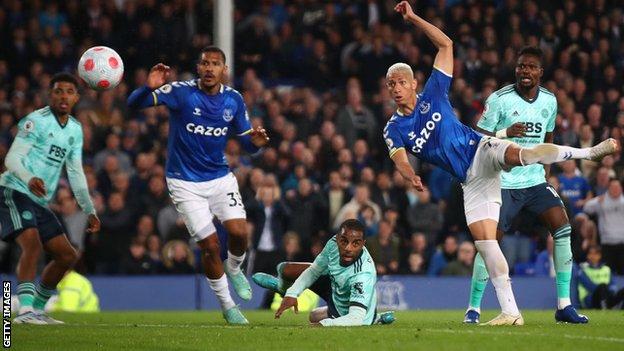 Everton 1 1 Leicester City Richarlison Scores Late To Earn Hosts Precious Point c Sport