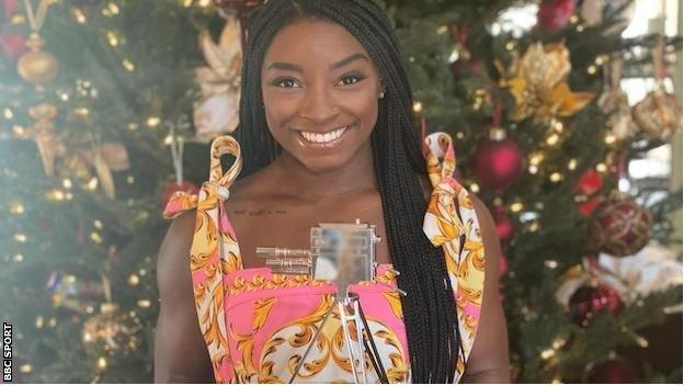 Simone Biles with her BBC Lifetime Achievement award