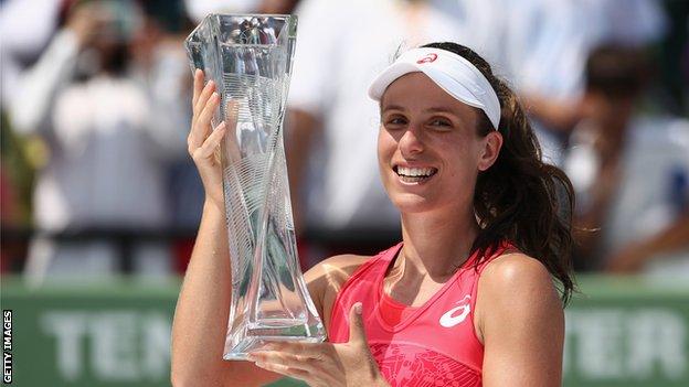 Johanna Konta lifts the Miami Open title in 2017