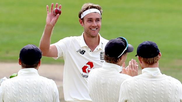 Stuart Broad takes 500th Test wicket in England's third Test against West Indies