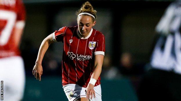 Aimee Palmer: Bristol City Women re-sign midfielder on two-year deal ...