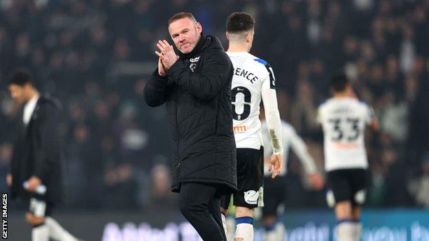 Wayne Rooney applauds Derby fans