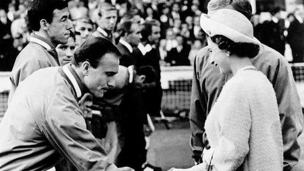 George Cohen is introduced to Queen Elizabeth II before the 1966 World Cup final