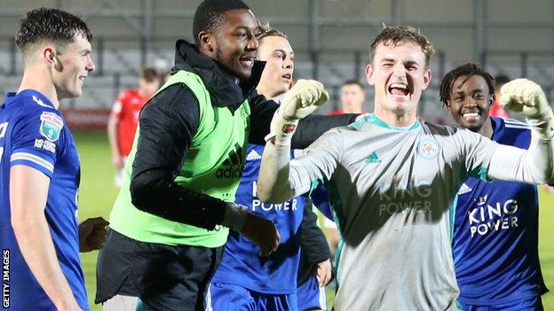 Leicester City Under-21s beat Salford City on penalties