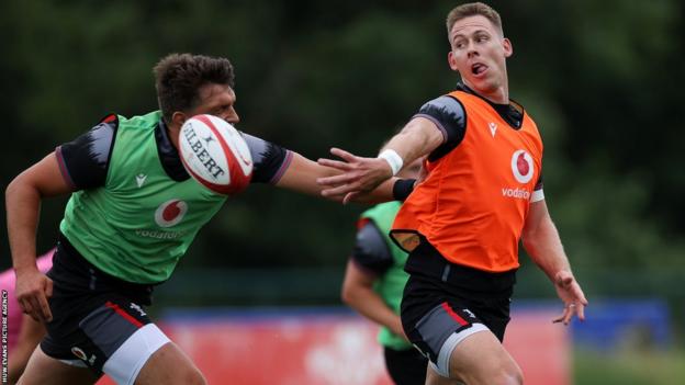 Liam Williams: 'Frustrated' full-back aims for third World Cup in France 2 Liam Williams