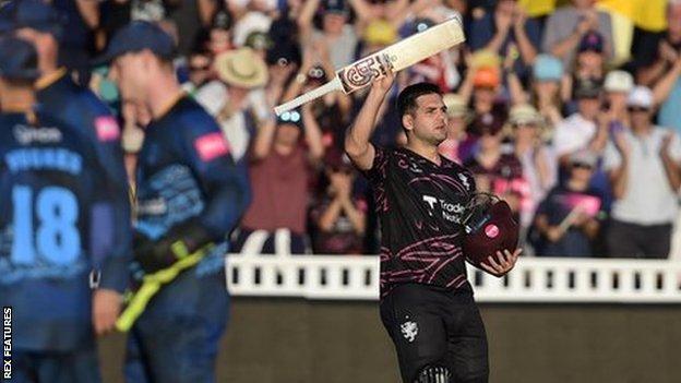 Rilee Rossouw's best T20 score for Somerset helped him to a new county record for a season of 600 runs at an average of 50, with a strike rate of 197.36