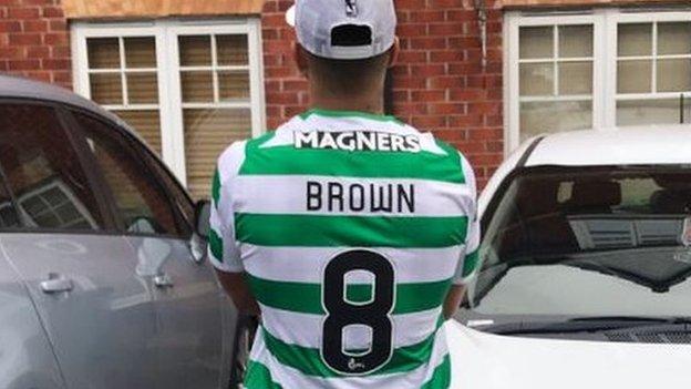 ‘The boys have killed me’ – Aberdeen’s Logan forced to dress as Celtic captain Brown on stag do