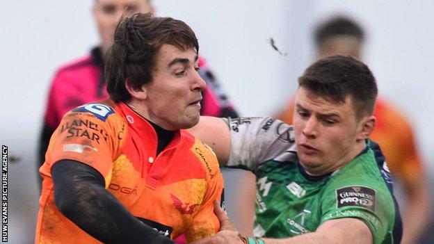 Rhodri Williams (left) in action for Scarlets in their defeat to Connacht in January 2016