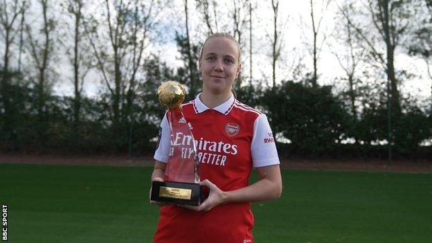 Beth Mead holds BBC Women's Footballer of the Year award