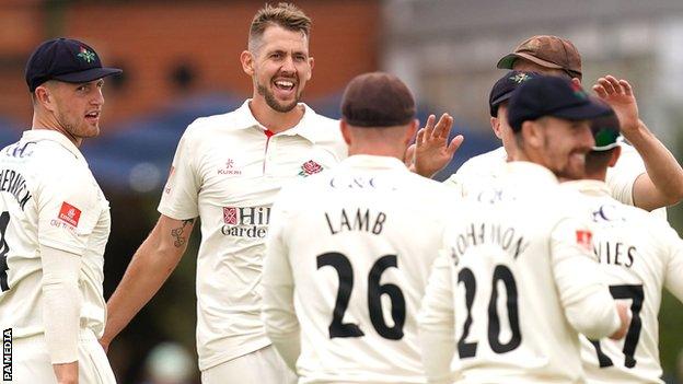 Tom Bailey took a career-best 7-37 in Hampshire's second innings