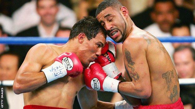 Greatest Fights: Corrales, Castillo, a turnaround and a tragedy - BBC Sport