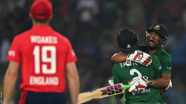 Bangladesh celebrate against England