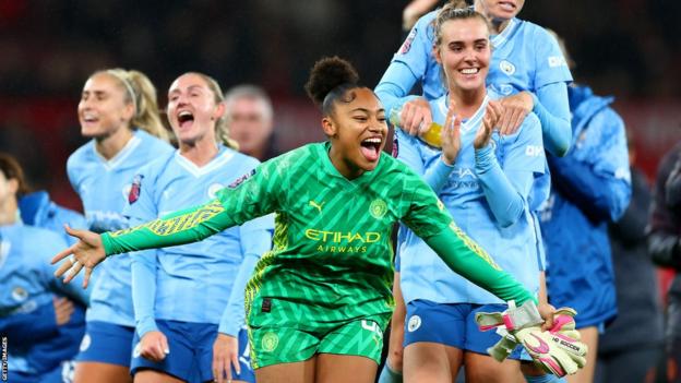Khiara Keating celebrates with team-mates