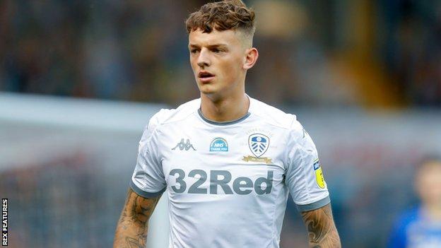 Ben White Brighton Defender Signs New Deal Despite Leeds Interest Bbc Sport