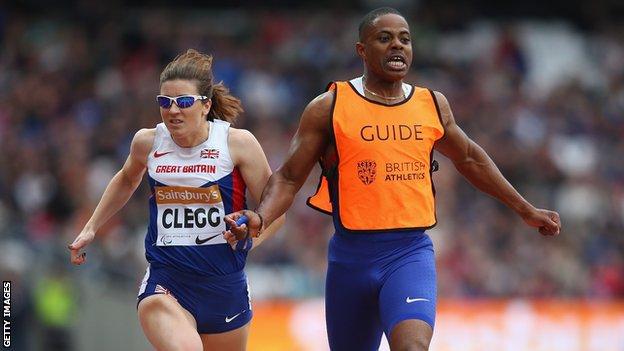 Libby Clegg and guide Mikail Huggins