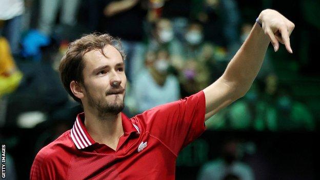 Daniil Medvedev celebrates his Davis Cup win