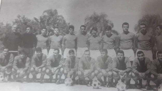 Abdelhamid Salhi with the Algeria squad in 1967