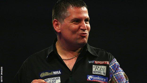 Anderson defeated Adrian Lewis to capture a second successive world title