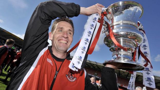 Stephen Baxter with the Irish Cup
