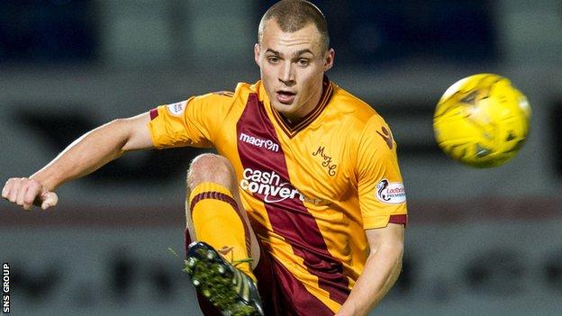 Liam Grimshaw Motherwell Lose Out On Midfielder Bbc Sport