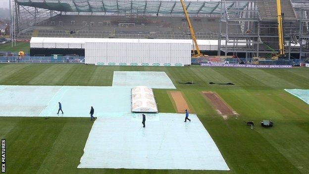 Yorkshire v Essex rained off on day one