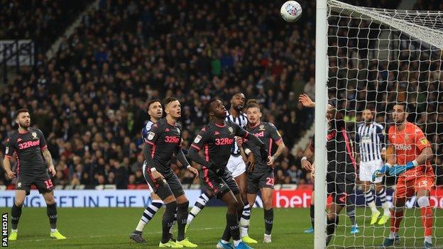 West Bromwich Albion 1 1 Leeds United Semi Ajayi Scores At Both Ends As Promotion Rivals Draw Bbc Sport