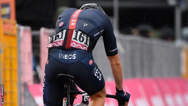 Geraint Thomas Pulls out of Giro D'Italia with Fractured Hip