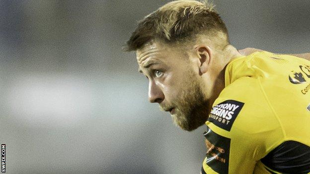 Danny Richardson came up with his first try of the year as Castleford beat Hull FC
