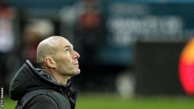 Zinedine Zidane looks on during Real Madrid's Copa del Rey defeat