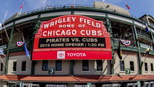Chicago Cubs fan banned from Wrigley Field for alleged racist gesture