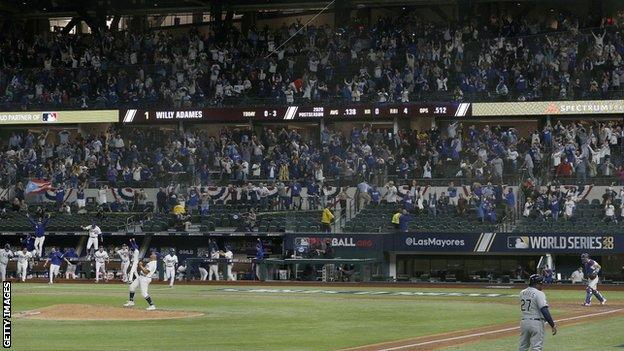 Rays' Bats Wilt As Dodgers Take World Series Opener 8-3