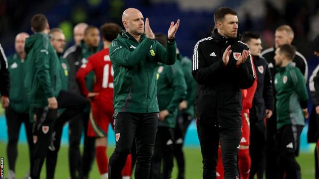 Wales boss Rob Page applauds fans