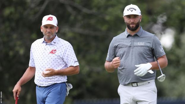 Sergio Garcia and Jon Rahm practising together at the 2023 US Open in Los Angeles
