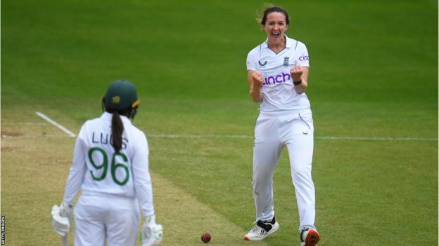 Kate Cross celebrates the wicket of Sune Luus in the Test match against South Africa