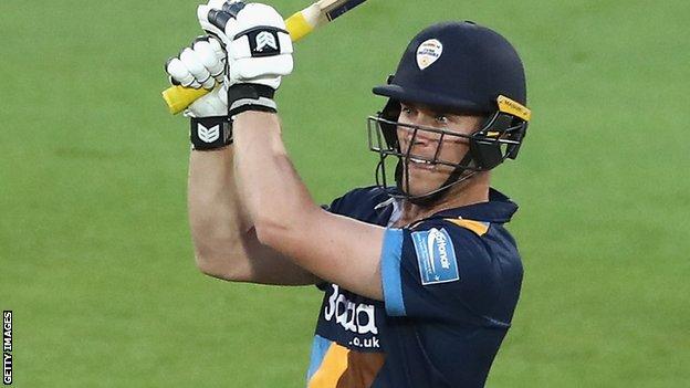 Luis Reece: Derbyshire all-rounder signs new three-year contract - BBC ...