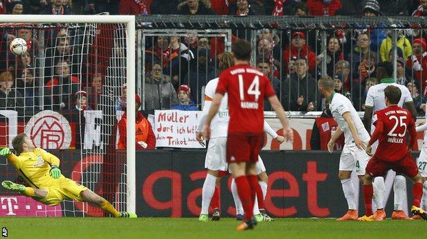 Thomas Muller scores for Bayern Munich against Werder Bremen
